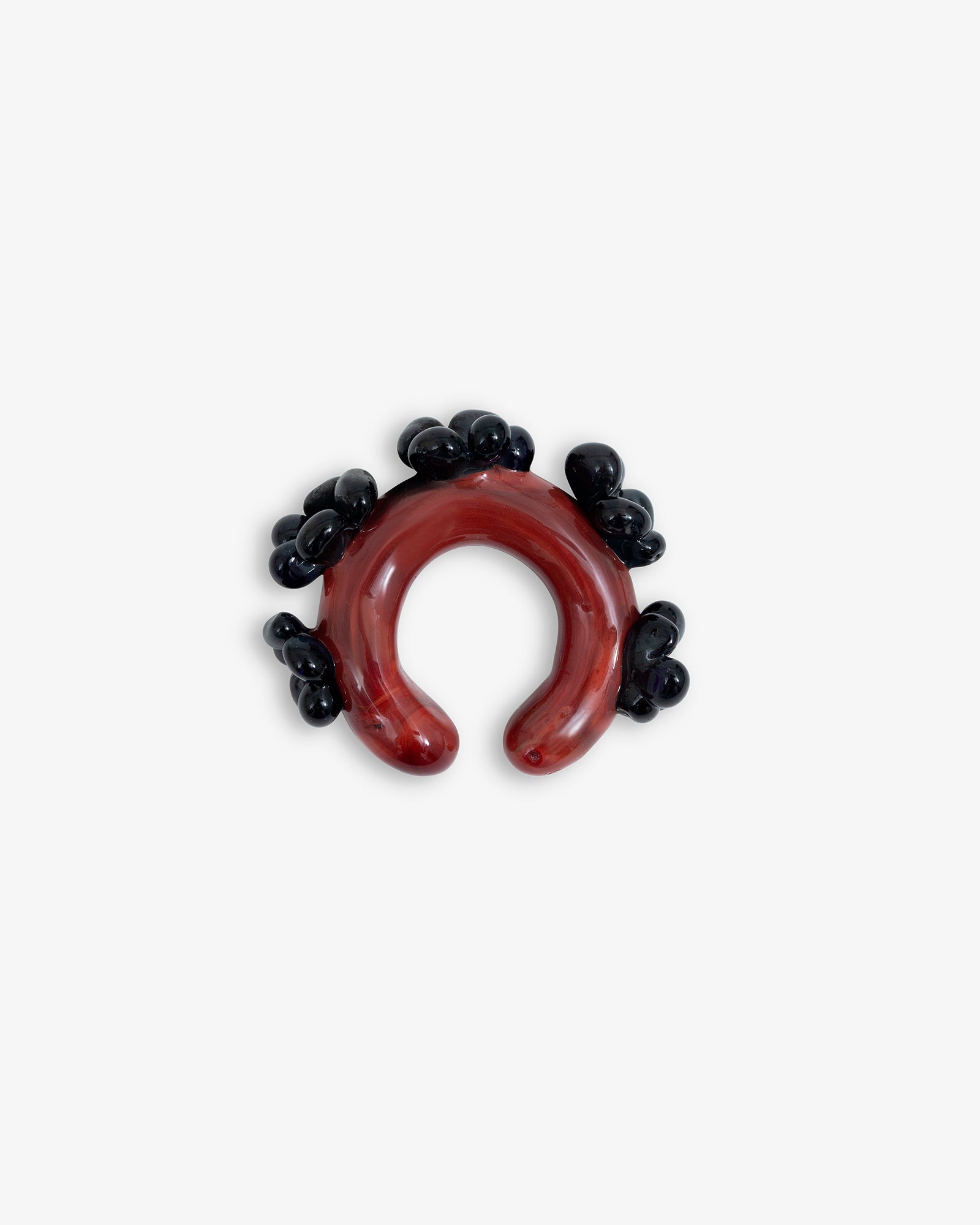 Poppy earcuff