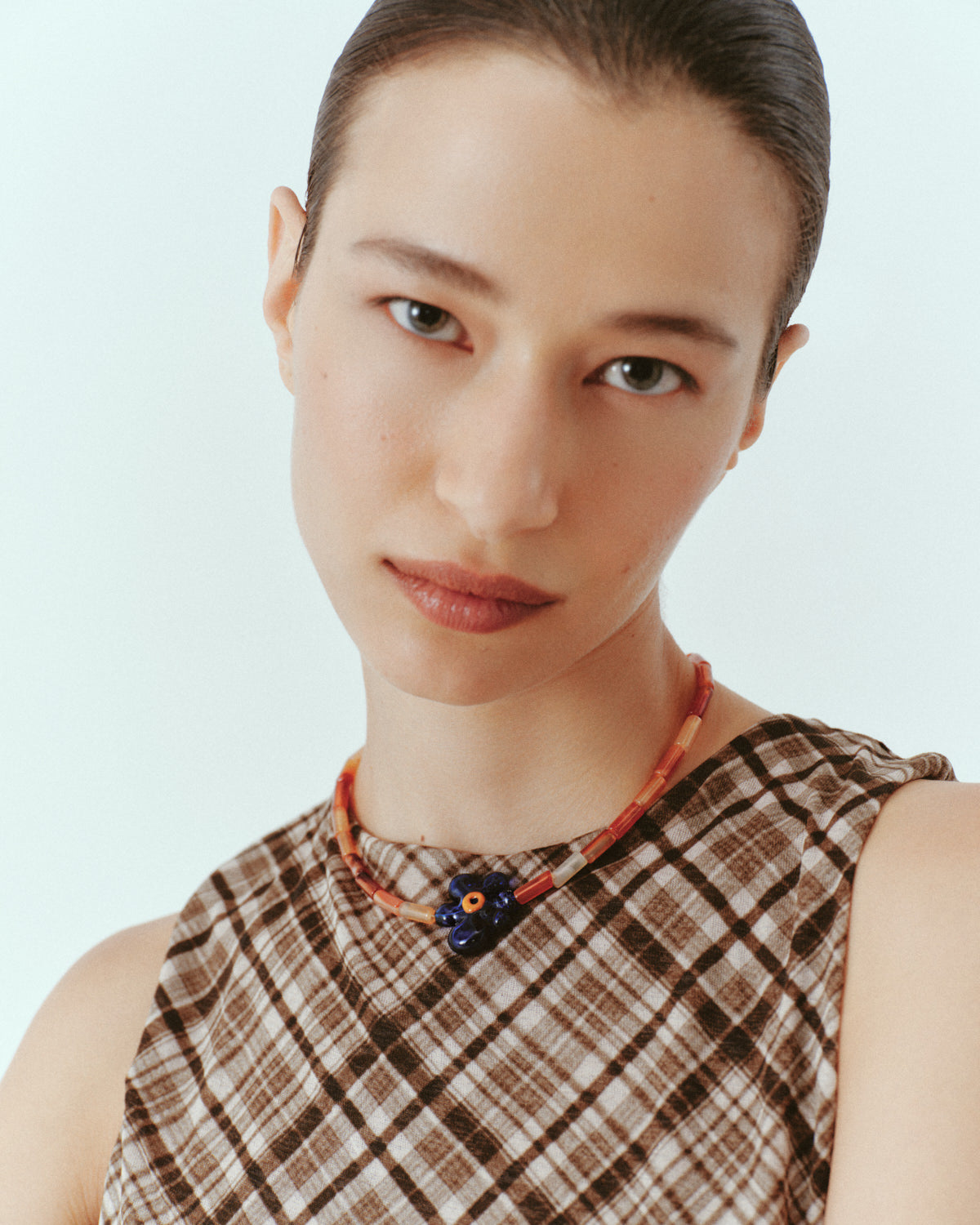 Glare necklace