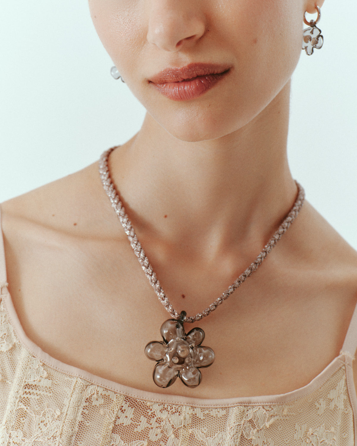 Queen Anne necklace